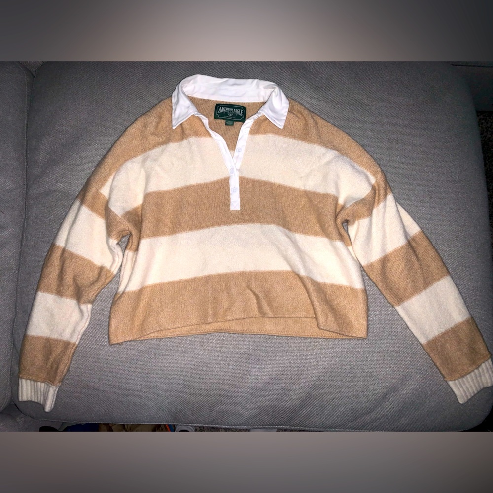 Knit sweater with button up collar